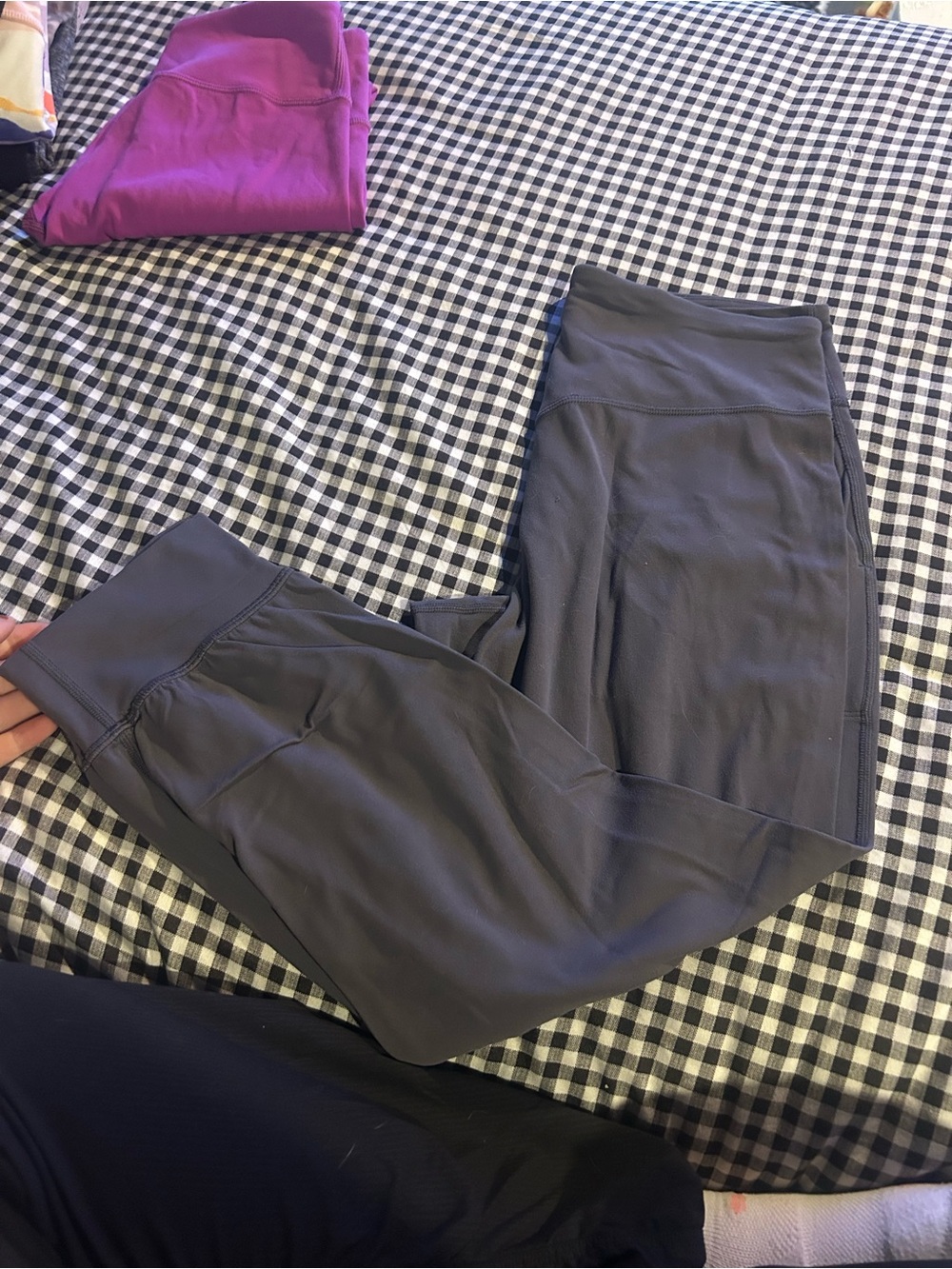 Lululemon cropped align joggers 23”